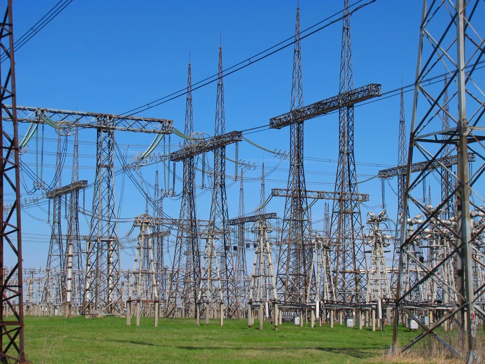 Stație electrică de mare putere, parte a unei instalații industriale